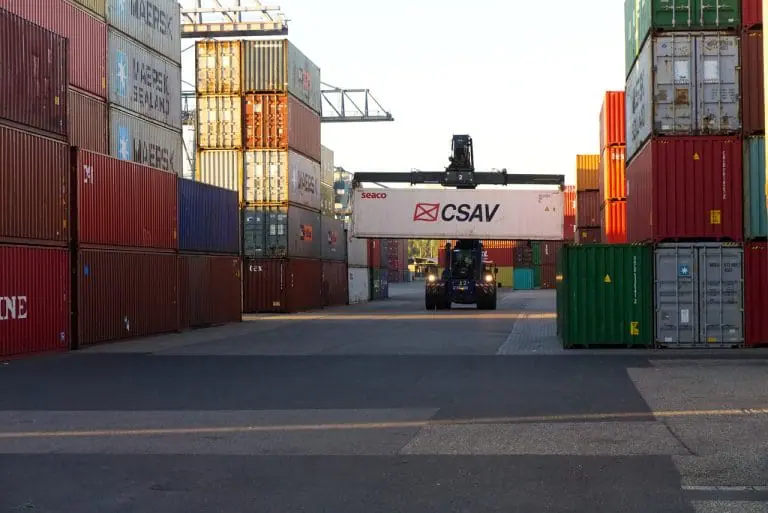 container, loading crane, sunrise-3783873.jpg
